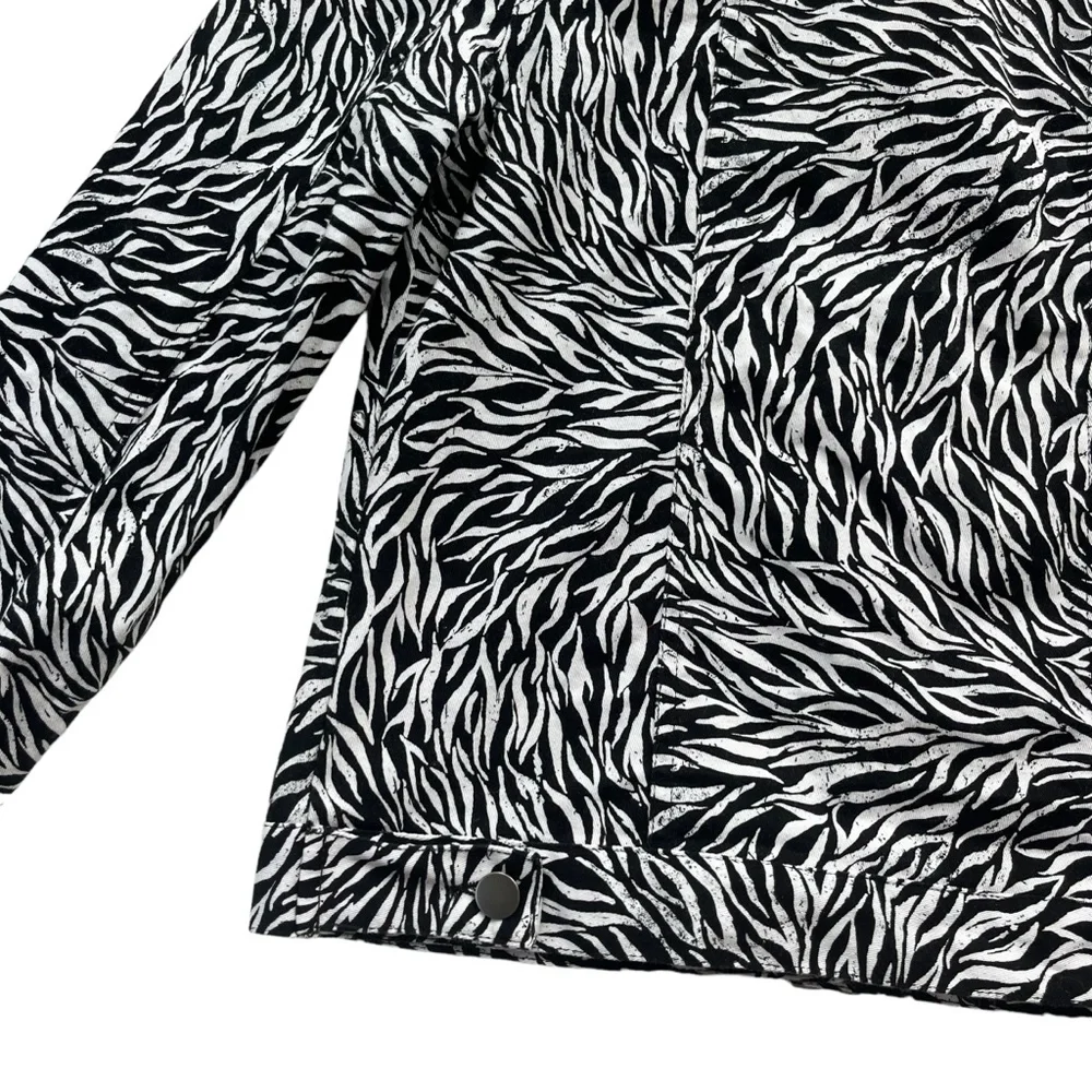 Disney D-Signed Girl’s XL Black White, Zebra Print Button Cotton Jacket #L865JC1